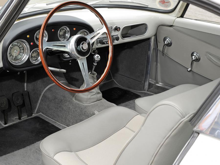 Торпедо Alfa Romeo 1900 SS 1951 года  (фото 6 из 8)
